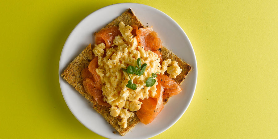 scrambled powdered eggs on toast